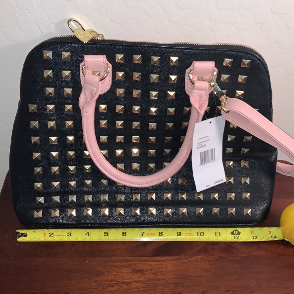 BETSEY JOHNSON BRAND NEW WITH TAGS GORGEOUS SHOULDER HAND BAG - Picture 8 of 10